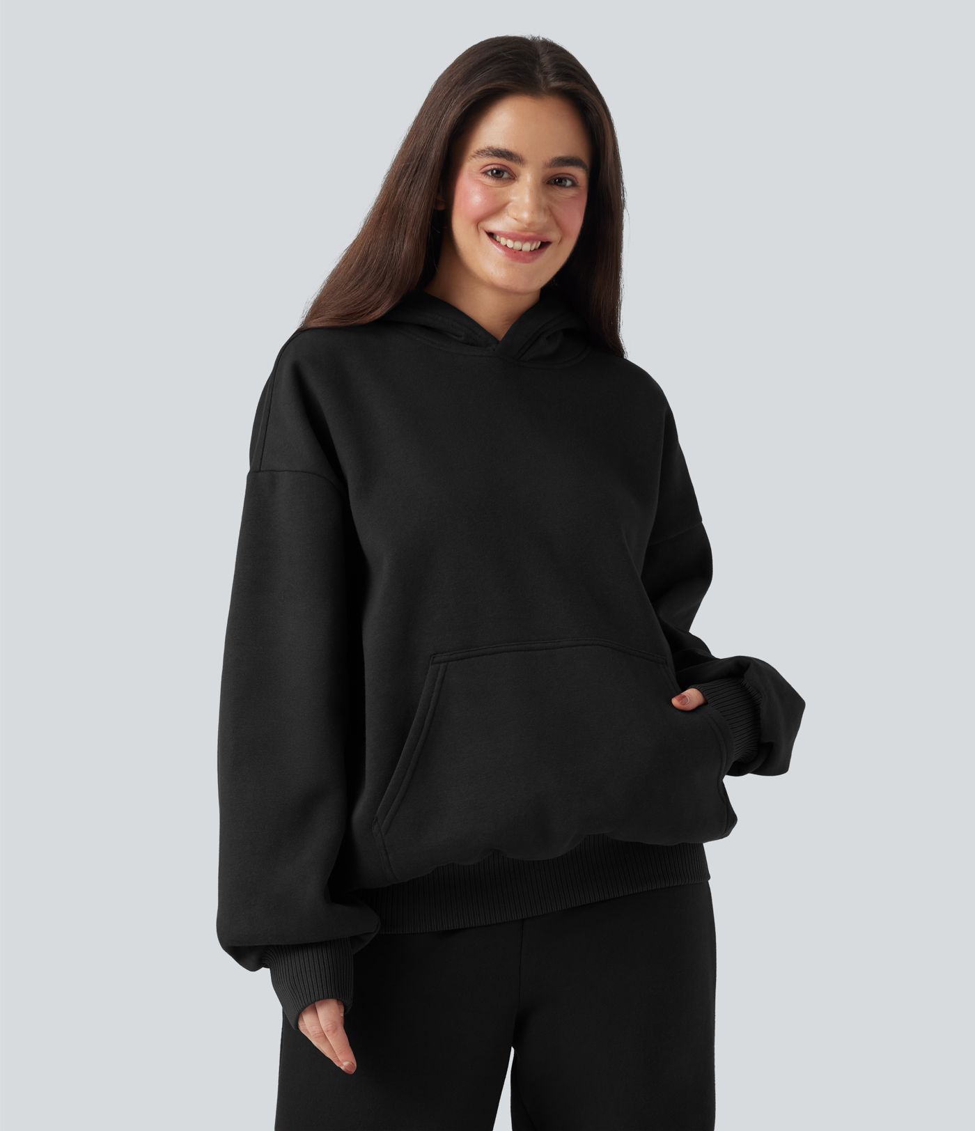 Sweat à capuche en coton molleton manches longues avec poches