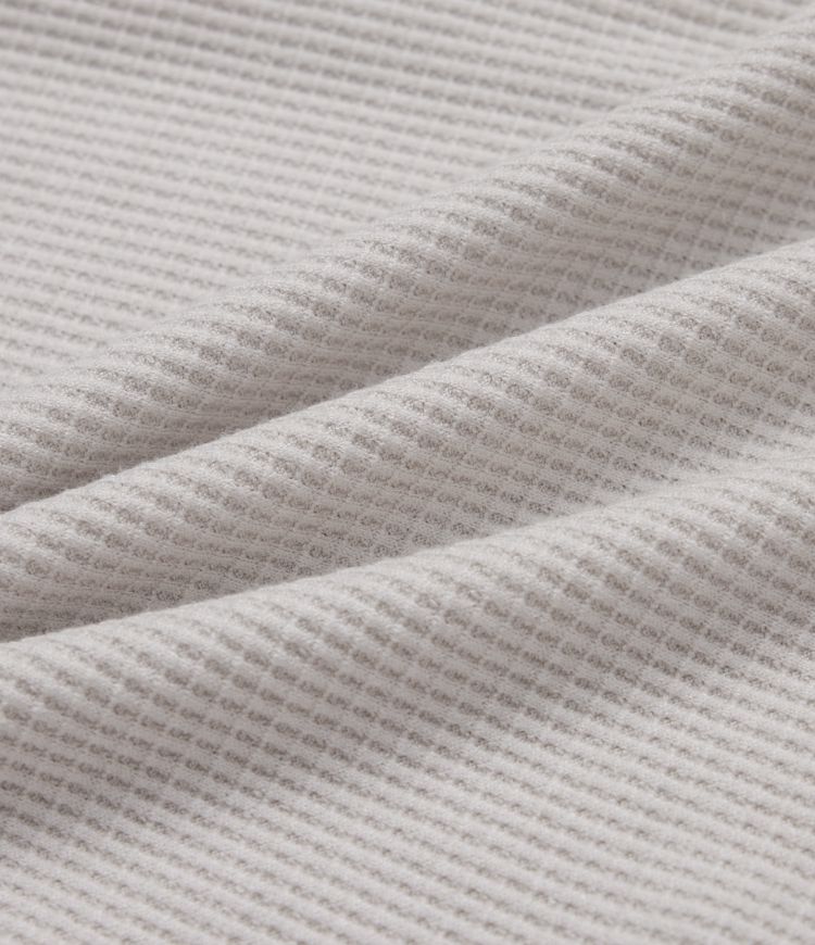 Sudadera casual de cuello alto de manga larga con aberturas para los pulgares y bolsillos