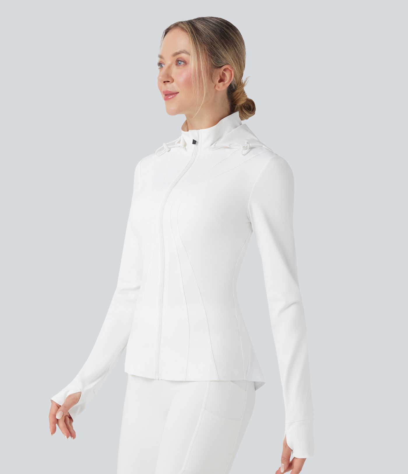 Veste de randonnée ajustée capuche amovible à trous pouces ourlet volants