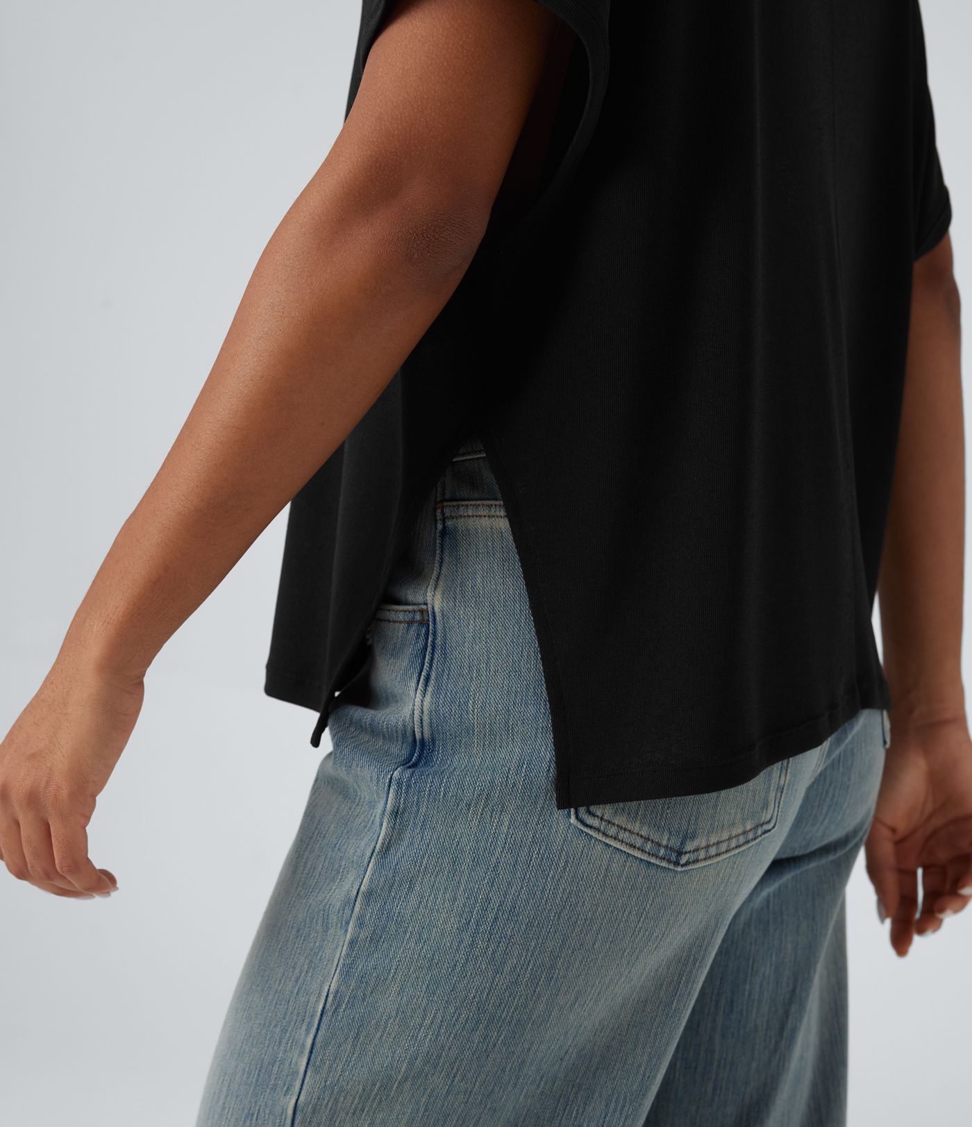 Round Neck Batwing Sleeve Relaxed Casual T-Shirt