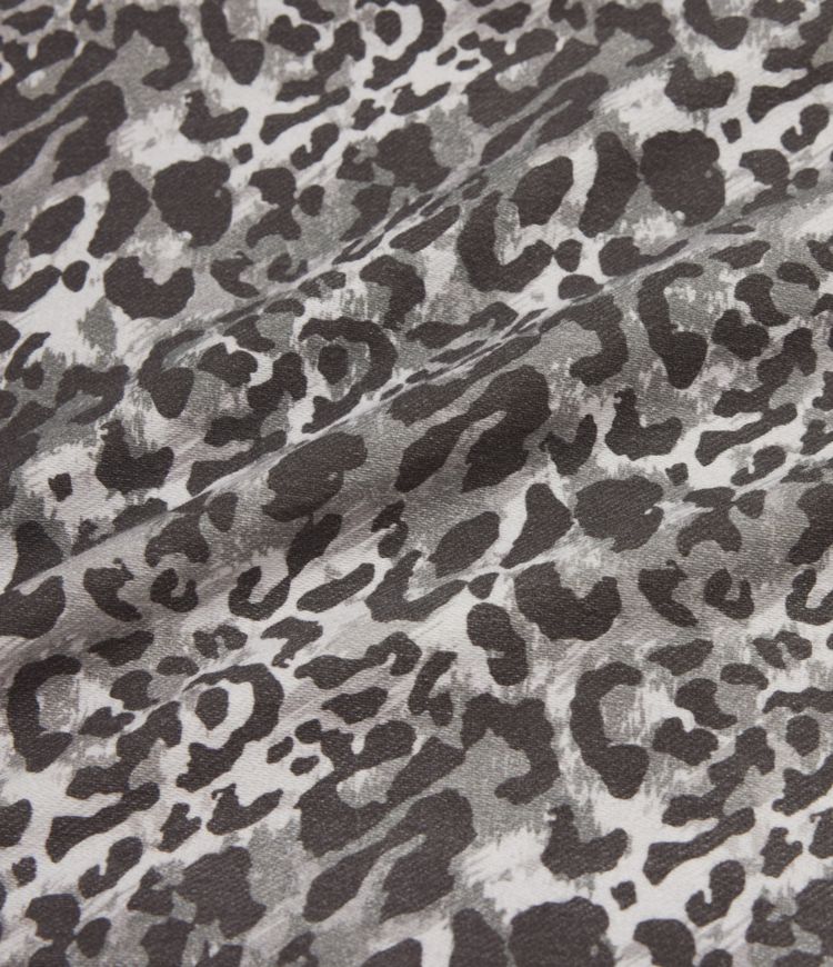 Halara Flex™ - Casual Denim Overall with Multiple Pockets and Leopard Print