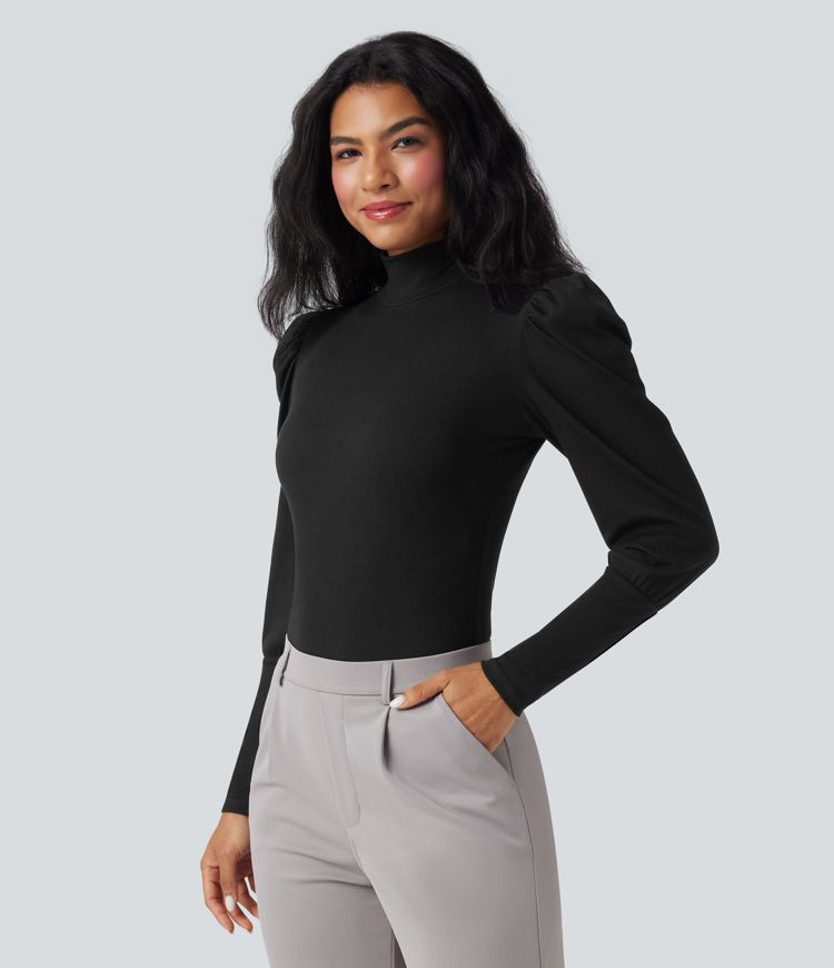 Enger Arbeitsbodysuit aus geripptem Strick mit hohem Kragen und Puffärmeln