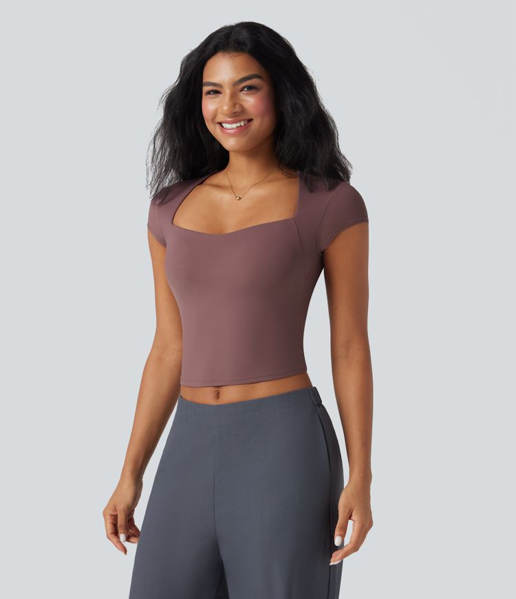 Top de oficina SoftlyZero™ Airy de manga corta con sujetador incorporado