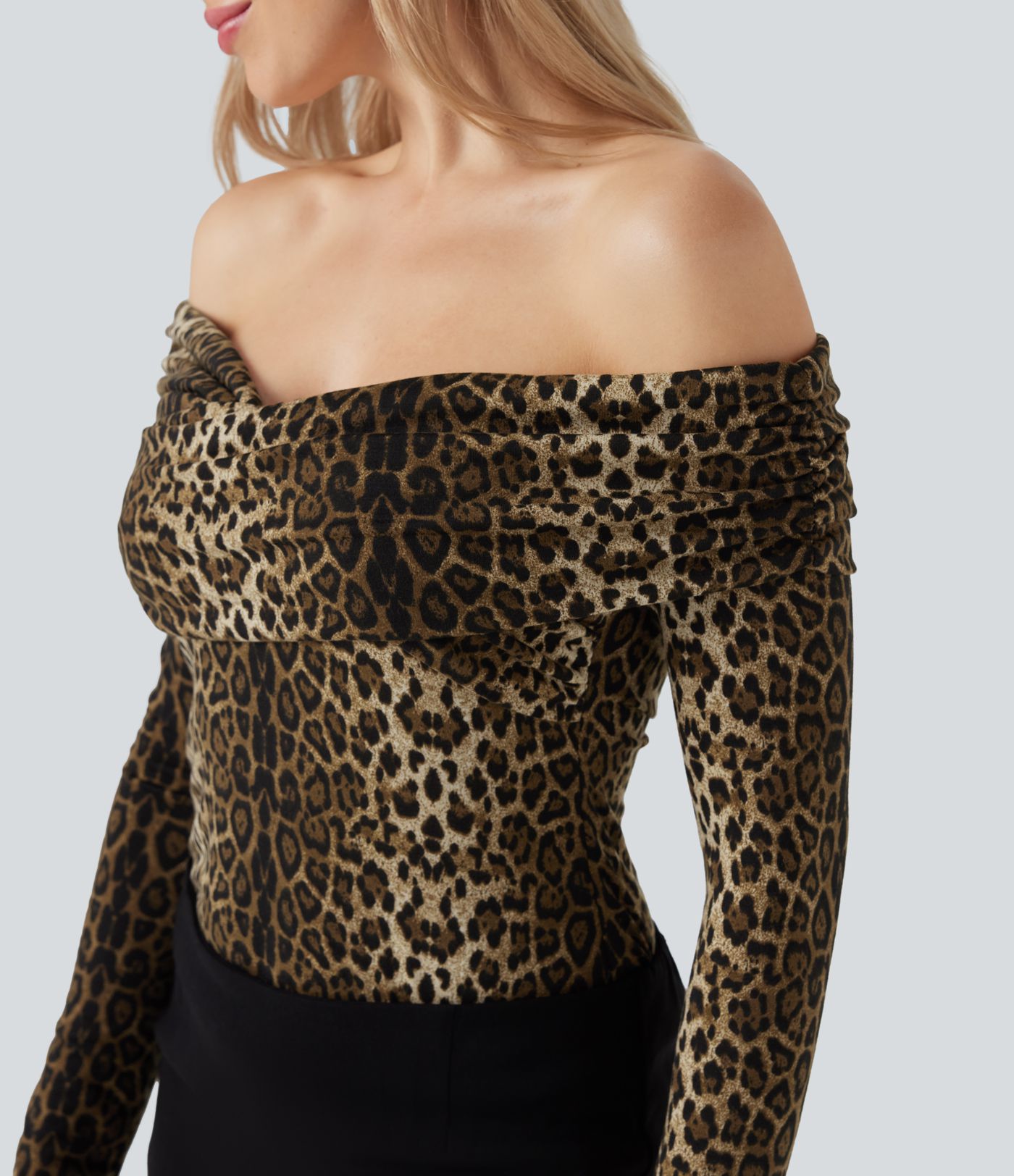 Schulterfreie, langärmelige Freizeit-Tops mit Leopardenmuster