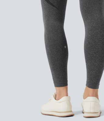 OneForm Seamless Flow High Waisted 7/8 Yoga Leggings