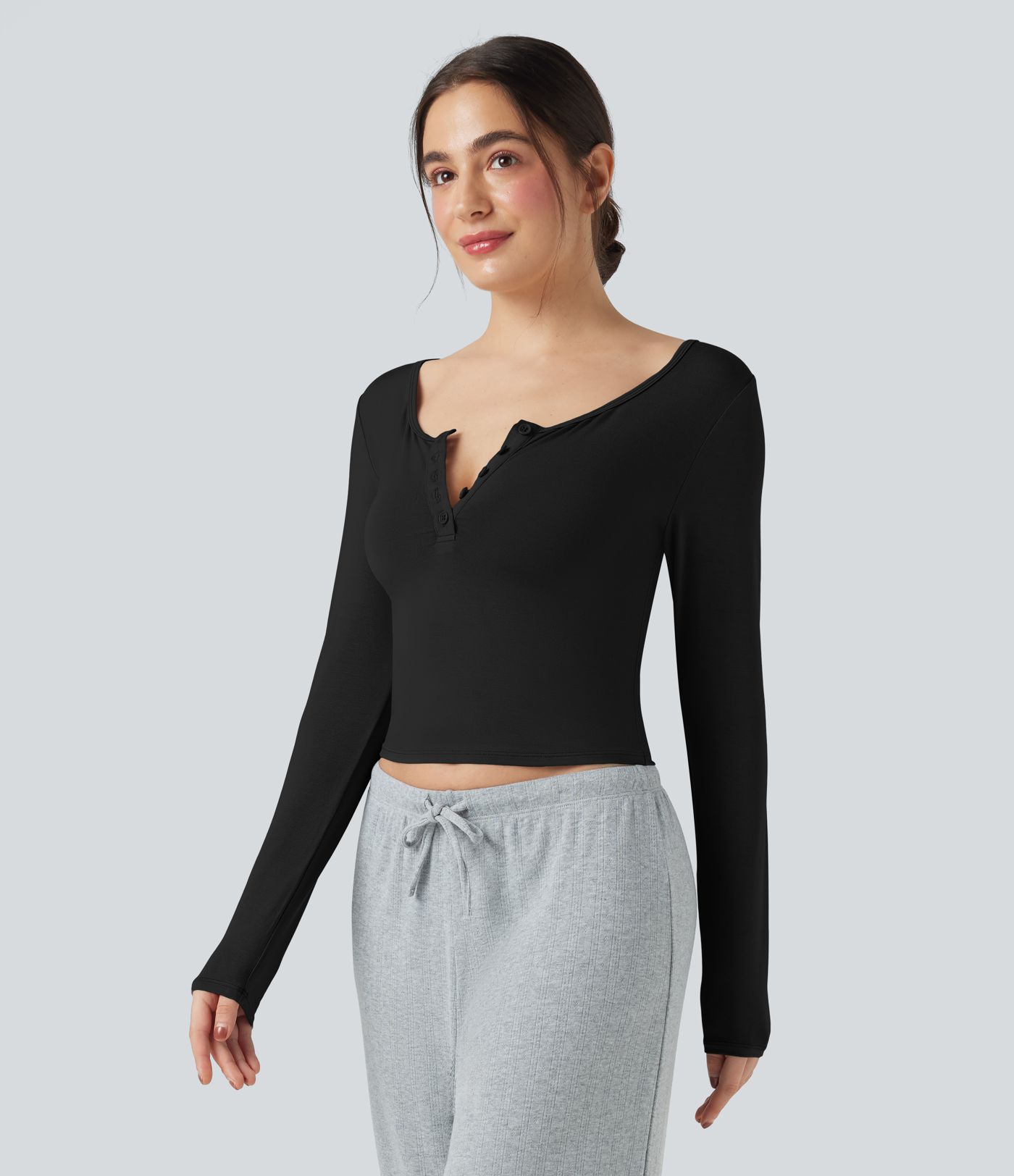 Lounge-Top mit Henley-Ausschnitt und langen Ärmeln