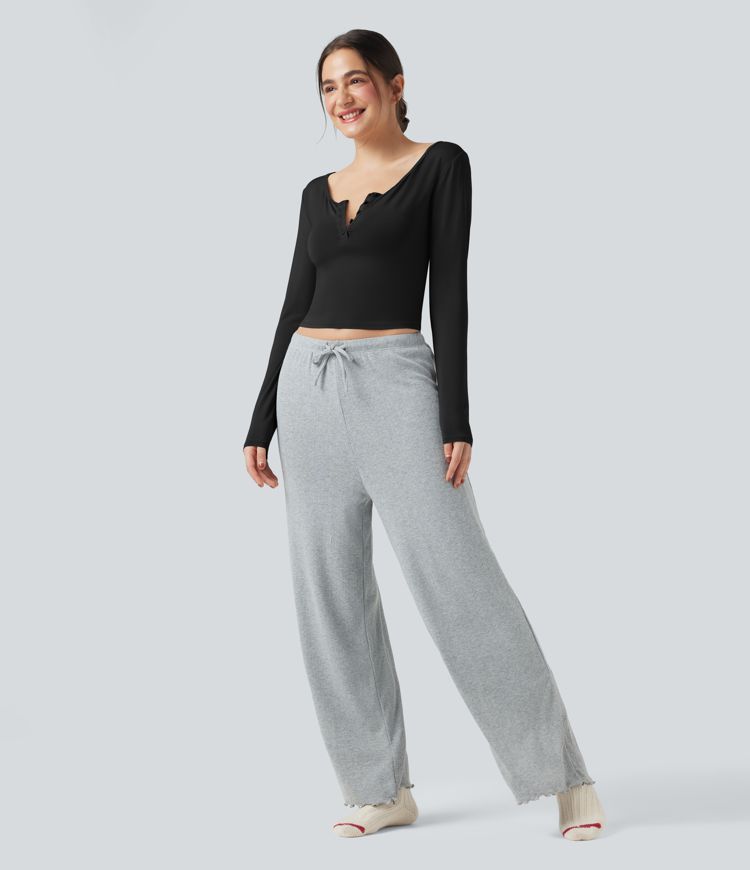 Lounge-Top mit Henley-Ausschnitt und langen Ärmeln