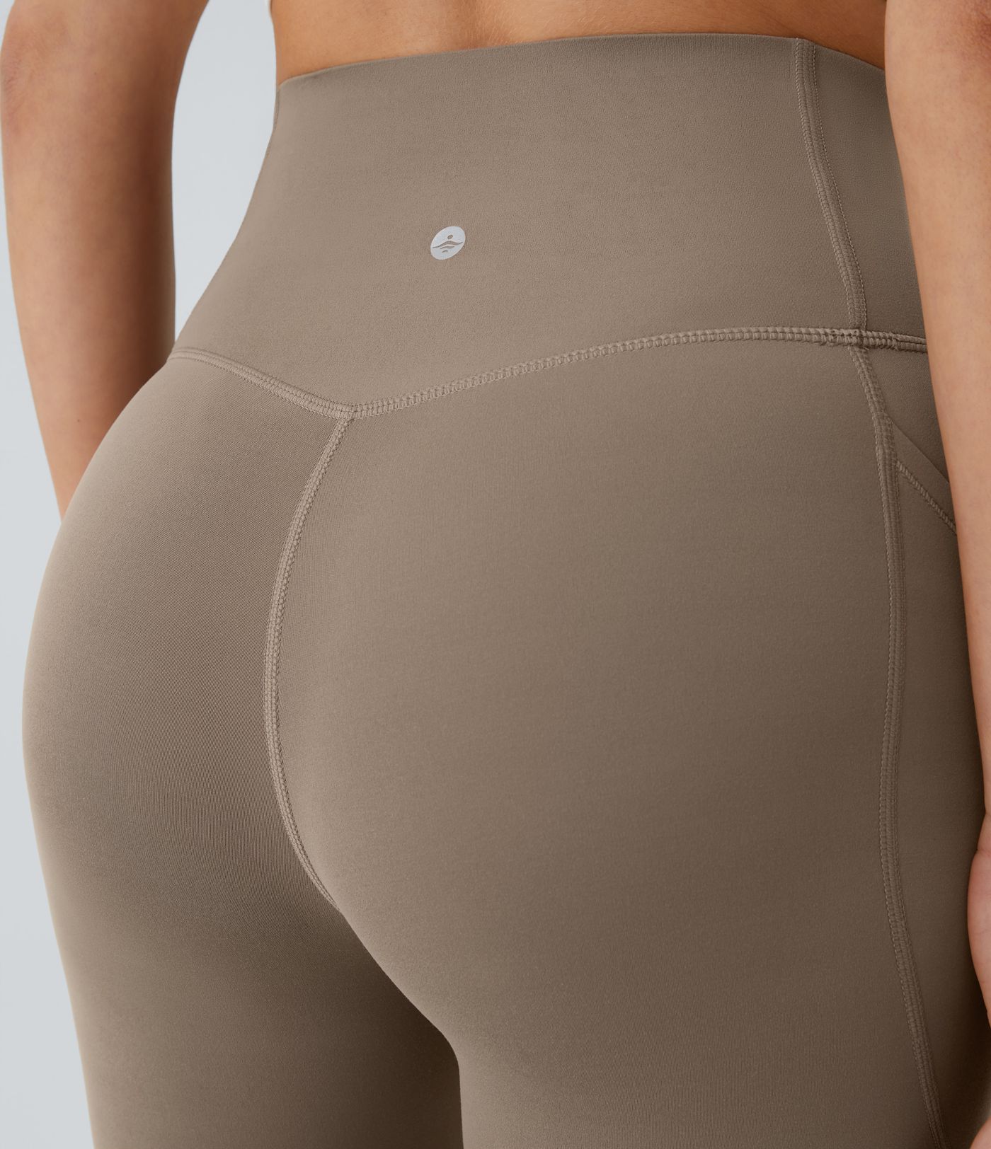 Halara UltraSculpt™ - Formende Workout-Capri-Leggings mit hohem Bund, Tasche und Bauchkontrolle