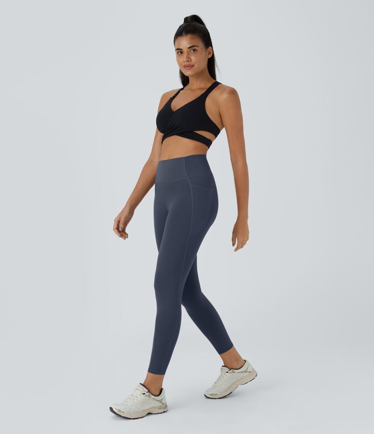 7/8 high-waisted training leggings with side pockets