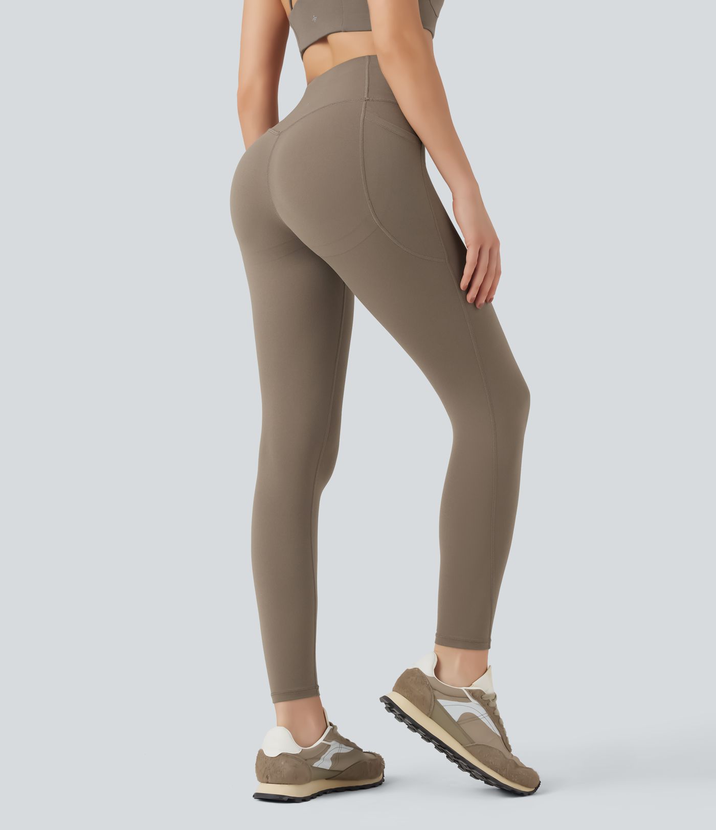 High-waisted sculpting workout leggings with Halara UltraSculpt™ pockets