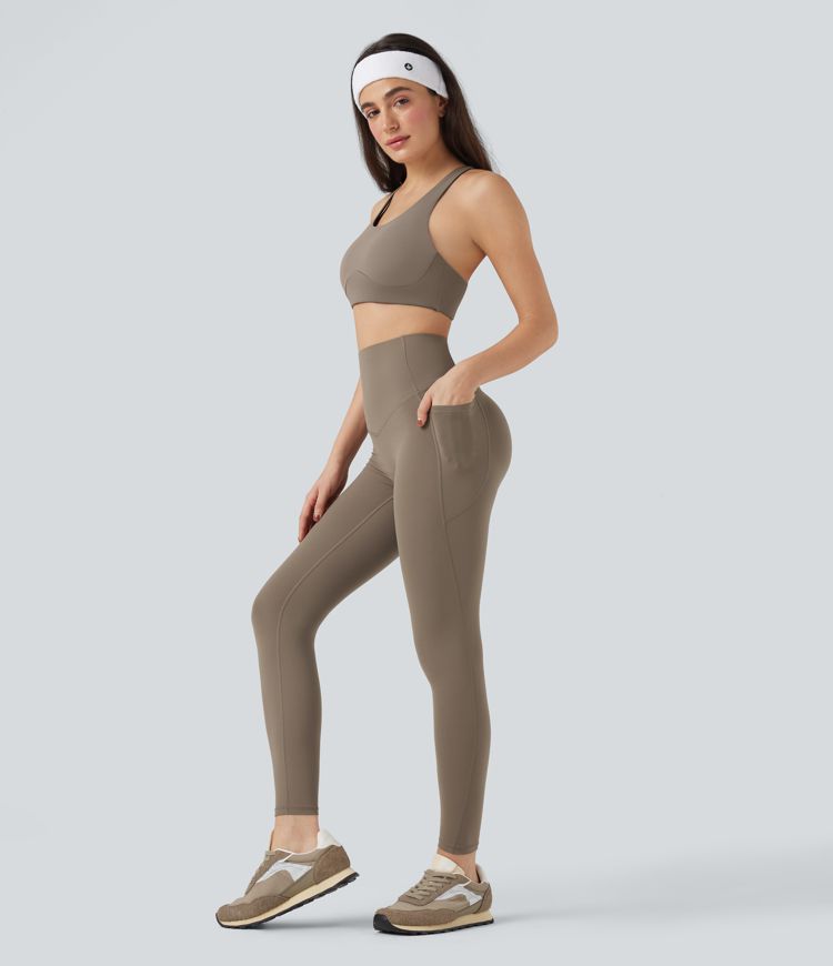 Legging d'entraînement gainant galbant taille haute avec poches Halara UltraSculpt™