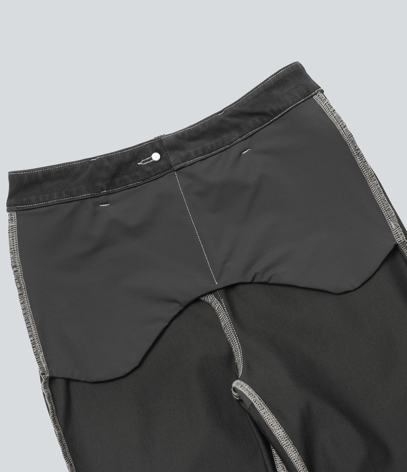 Halara Flex™ džinsa legingi ar augstu jostasvietu, vēdera kontrolei un sēžamvietas pacelšanai — ikdienas bootcut piegriezums ar kabatām