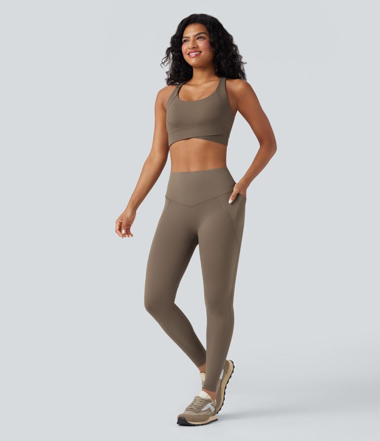 Leggings Halara UltraSculpt™ de tiro alto con control de abdomen, levantamiento de glúteos push-up en largo 7/8 con bolsillos