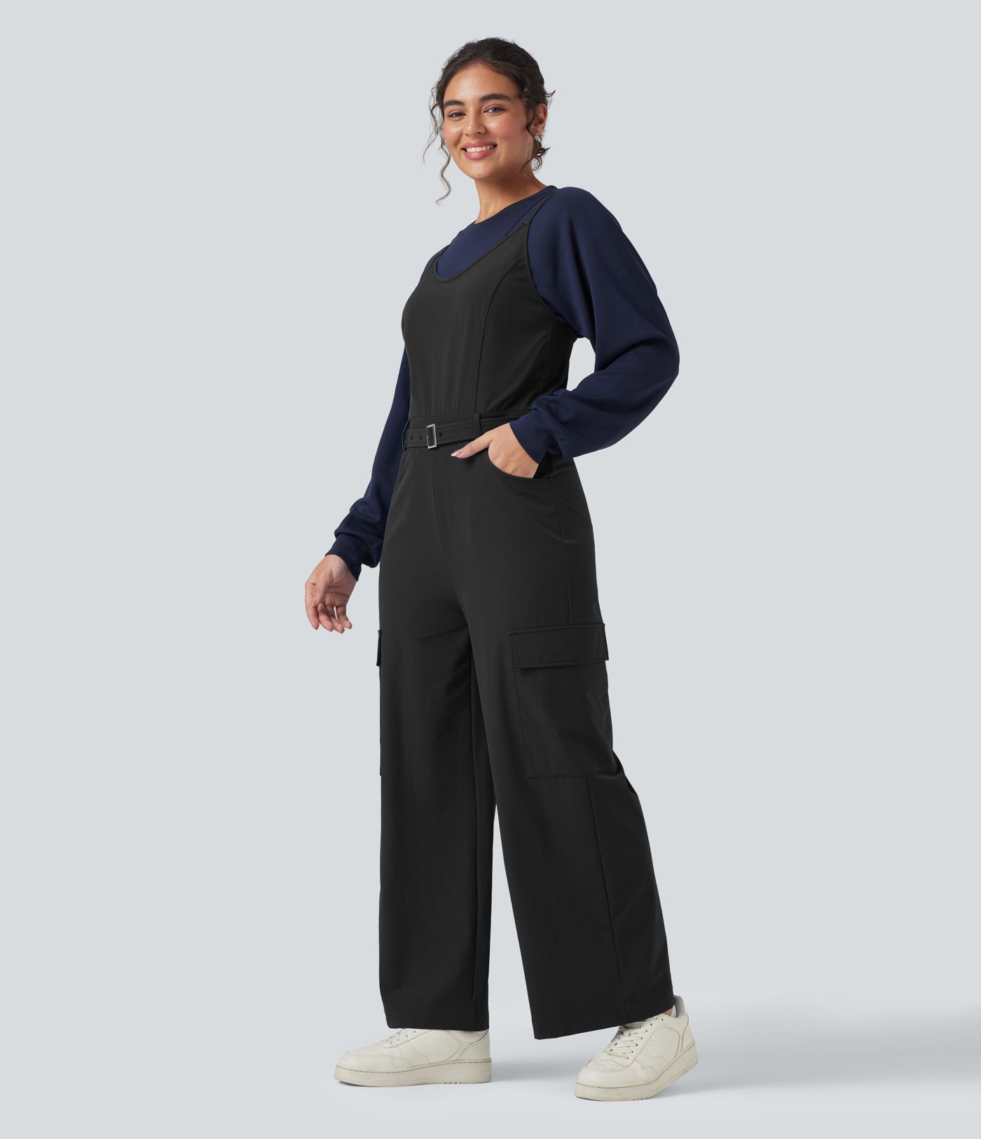 Jumpsuit de senderismo con cinturón y bolsillos