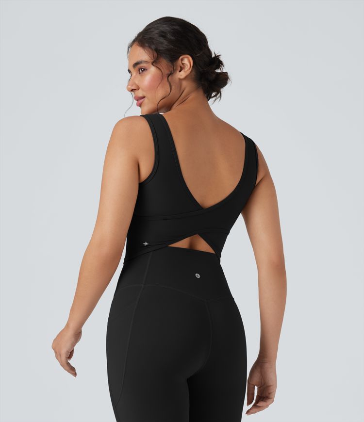 Top corto de yoga Halara UltraSculpt™ cruzado con cuello en U 