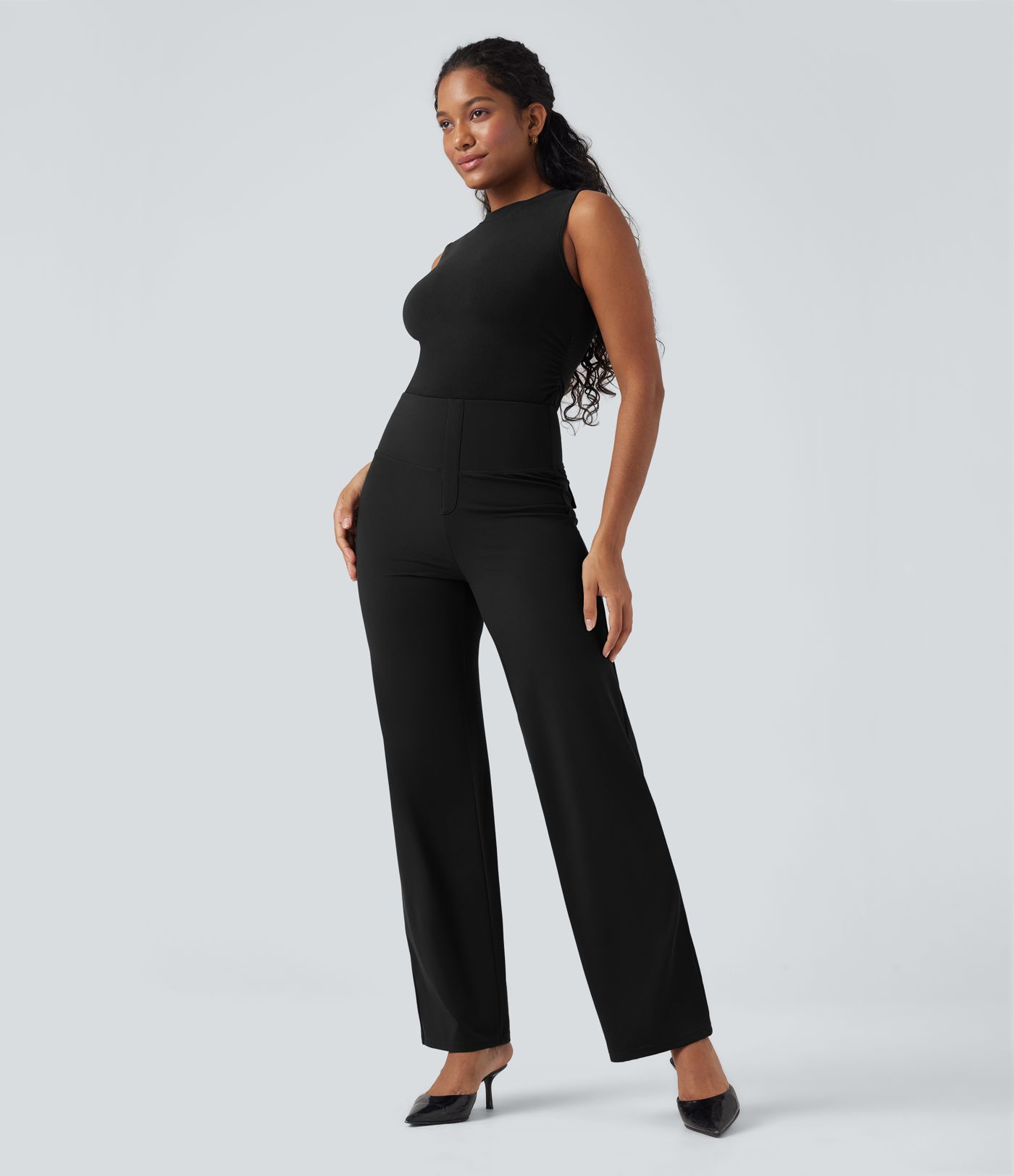 Halara UltraSculpt™ SoCinched vysoké kalhoty s vysokým pasem a kontrolou břicha, rovný střih, s kapsami