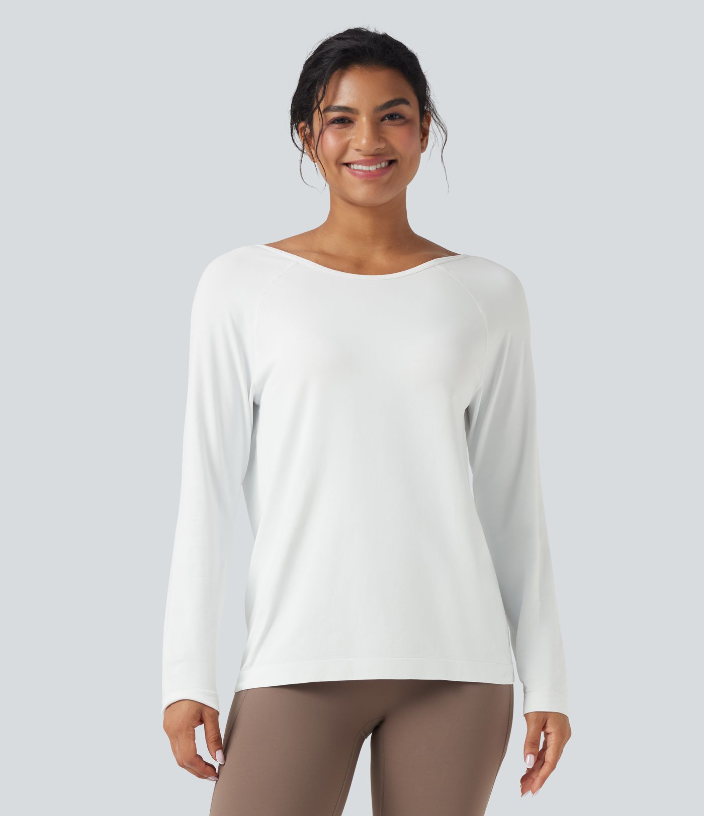 Bezešvý sportovní top Flow s výstřihem do U a s dlouhým rukávem