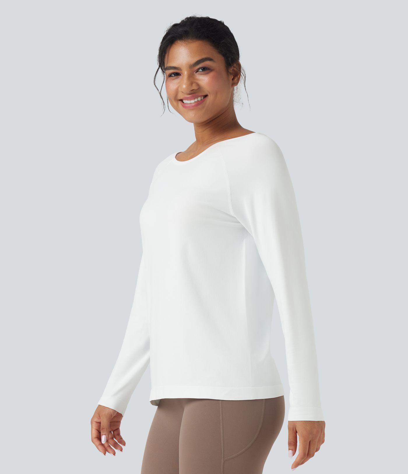 Bezešvý sportovní top Flow s výstřihem do U a s dlouhým rukávem