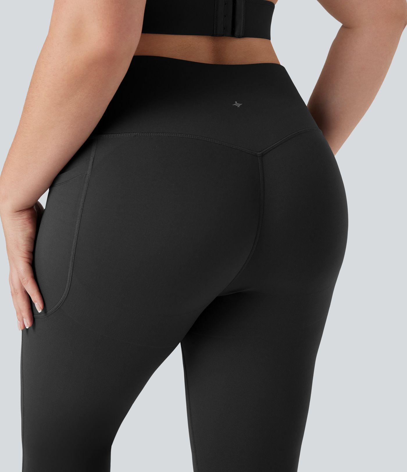 Plus Size Halara UltraSculpt™ High Waisted Butt Lifting Tummy Control Capri Training Leggings with Pockets