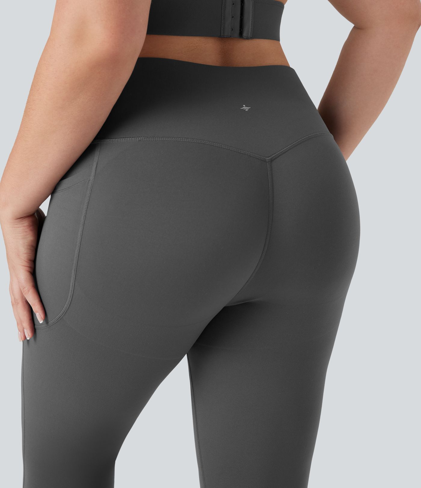 Plus Size Halara UltraSculpt™ High Waisted Butt Lifting Tummy Control Capri Training Leggings with Pockets