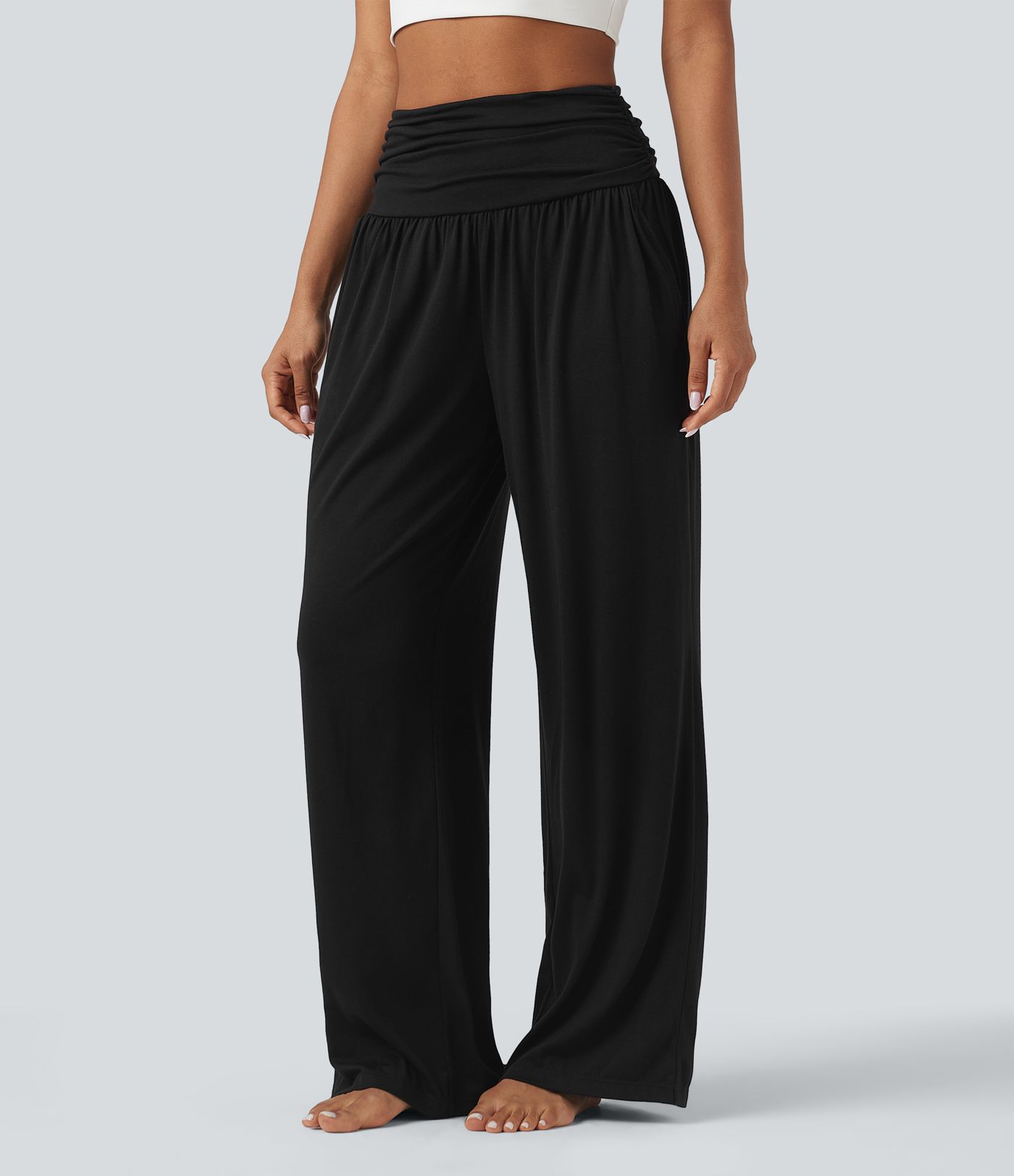 Melanżowe, marszczone, luźne spodnie do jogi z wysokimi stanami i kieszeniami.