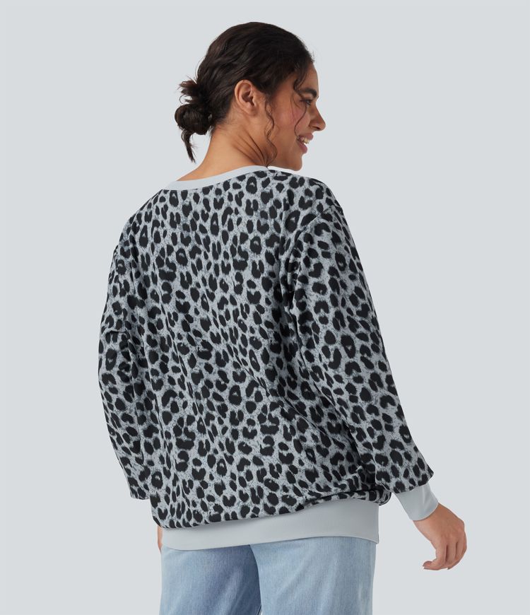 Round Neck Long Sleeve Leopard Waffle Oversized Casual Sweatshirt with Pockets