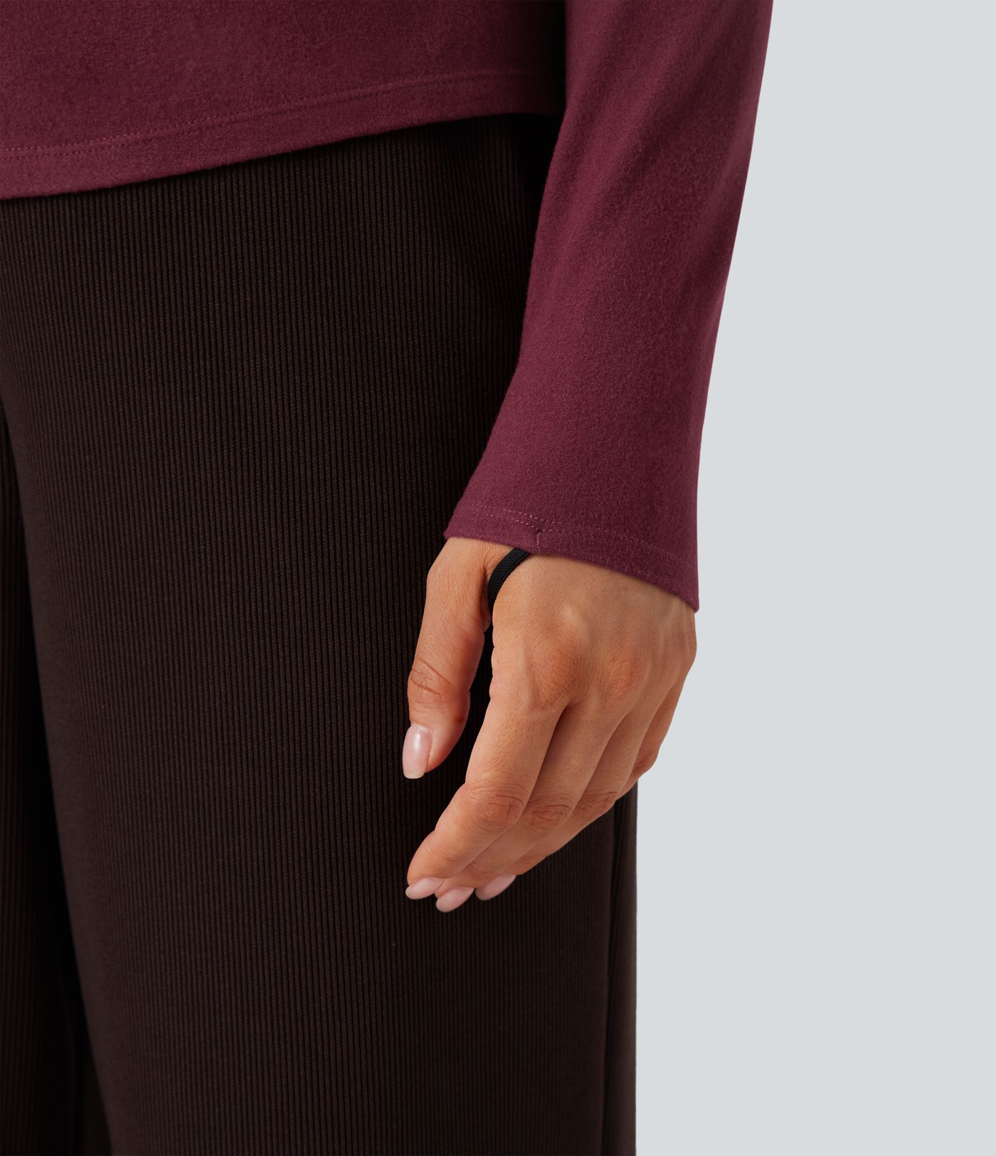 Halara HeatCore Hooded Long Sleeve Thumb Holes Slim Hiking Warming Sports Top