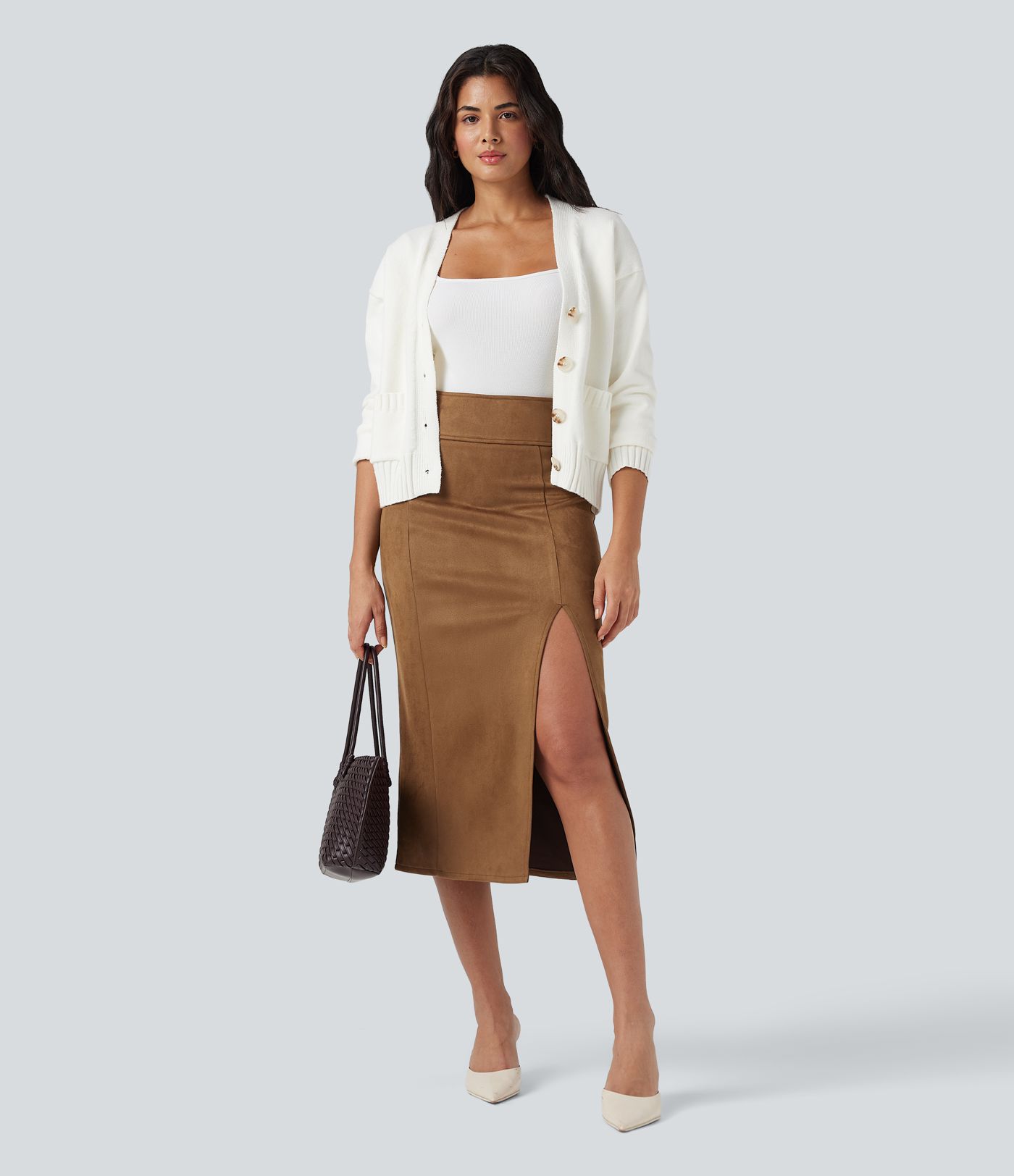 Jupe midi moulante en daim taille haute