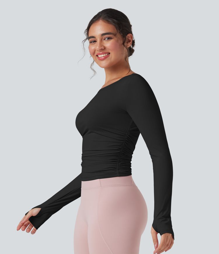 Gerafftes Yoga-Sport-Top mit Rundhalsausschnitt, langen Ärmeln und Daumenlöchern