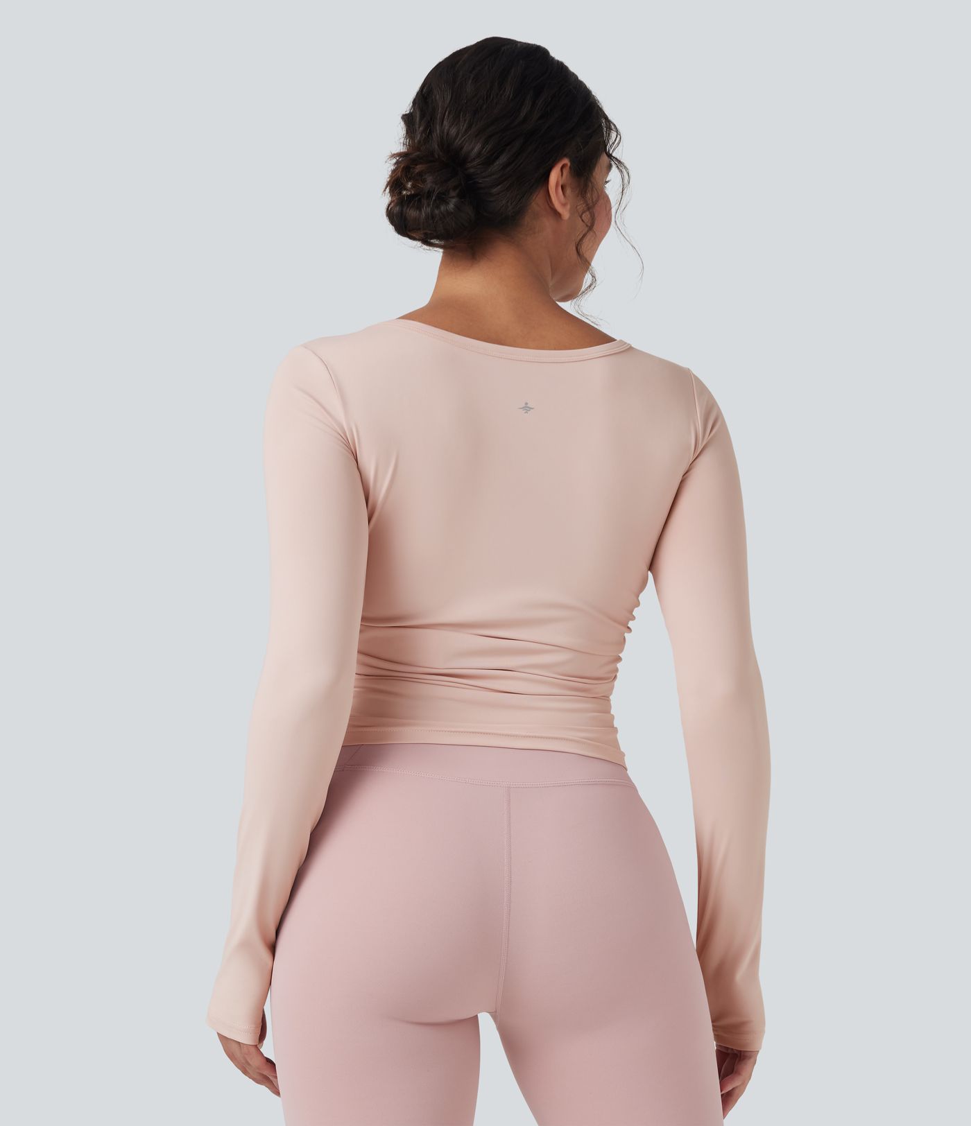 Round Neck Long Sleeve Thumb Holes Ruched Yoga Sports Top