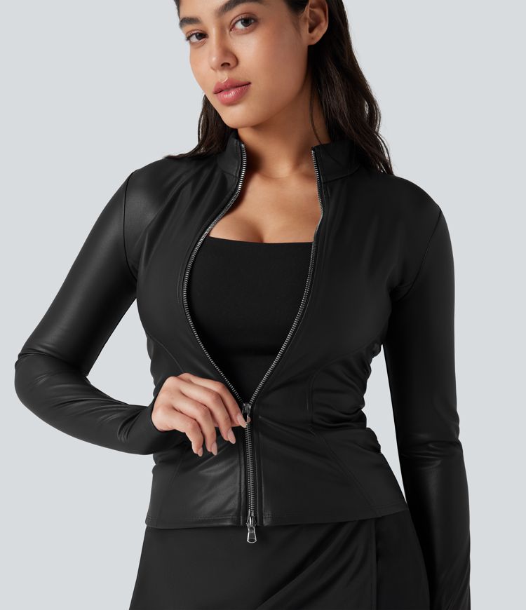 Jaqueta casual em couro PU com gola alta, mangas curtas, abertura frontal e forro de lã.