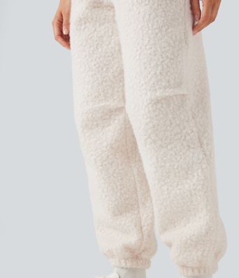 Lässige Teddy-Jogginghose mit mittelhohem Bund, mehreren Taschen und Kordelzug