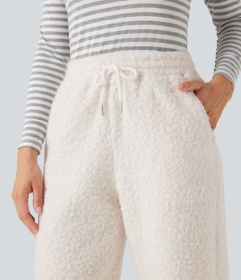 Lässige Teddy-Jogginghose mit mittelhohem Bund, mehreren Taschen und Kordelzug