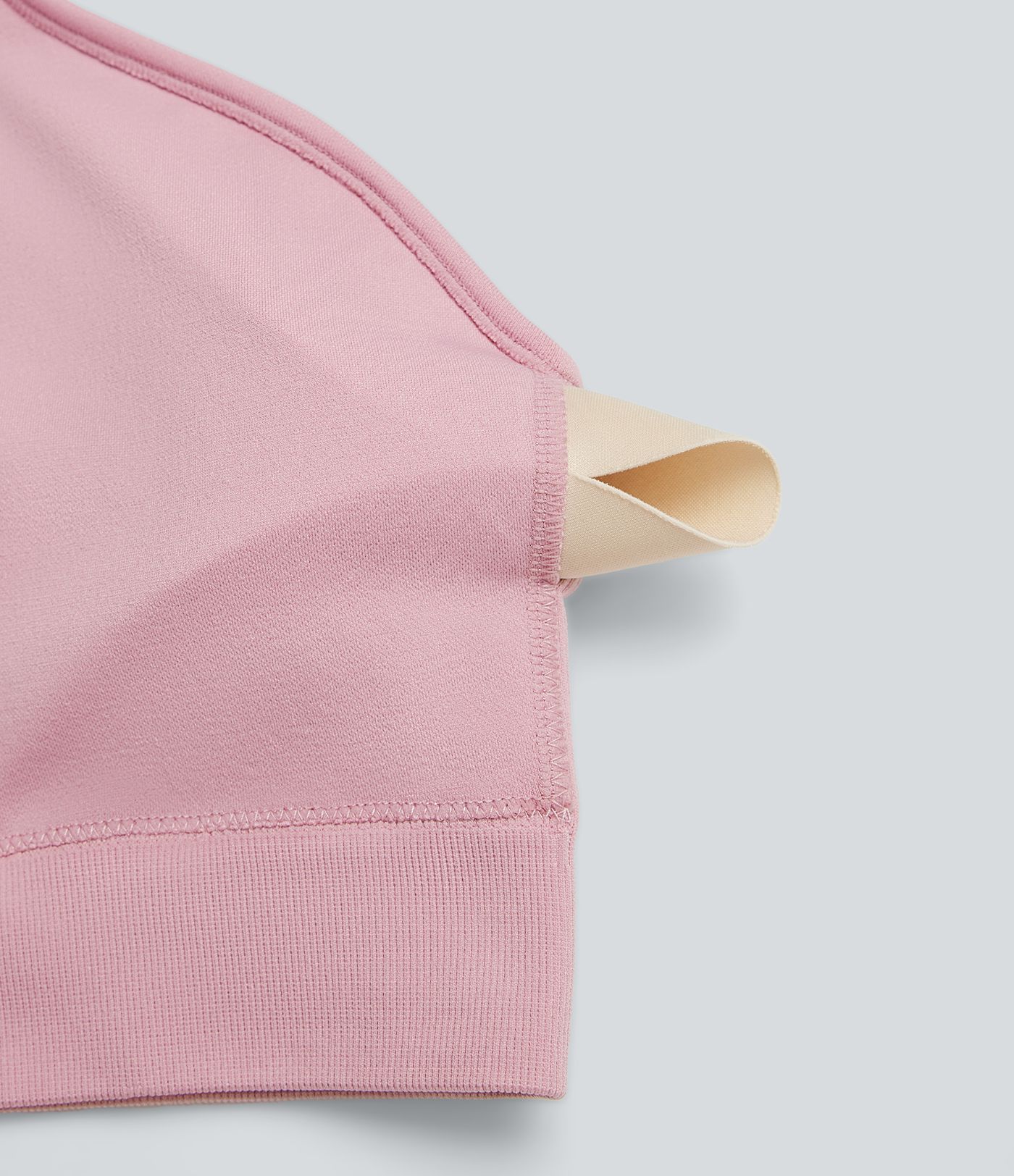 Dikişsiz, düşük destekli racerback yoga spor sütyeni