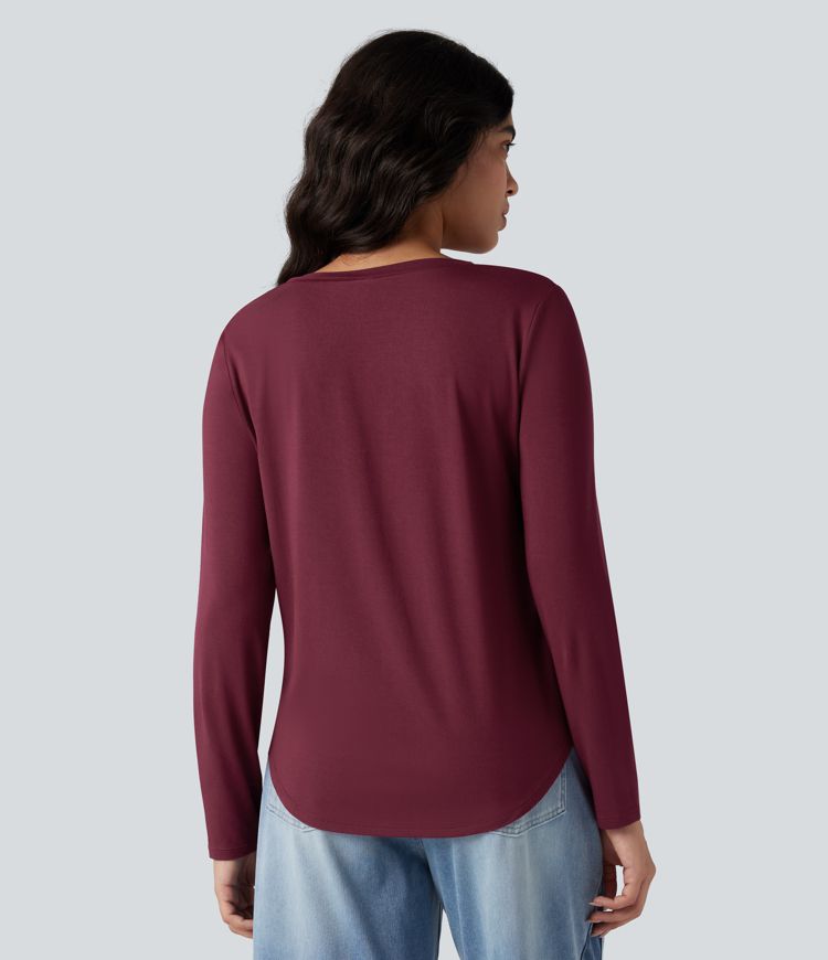 T-shirt col V manches longues ourlet arrondi coupe décontractée avec poche T-shirt col V manches longues ourlet arrondi coupe décontractée avec poche