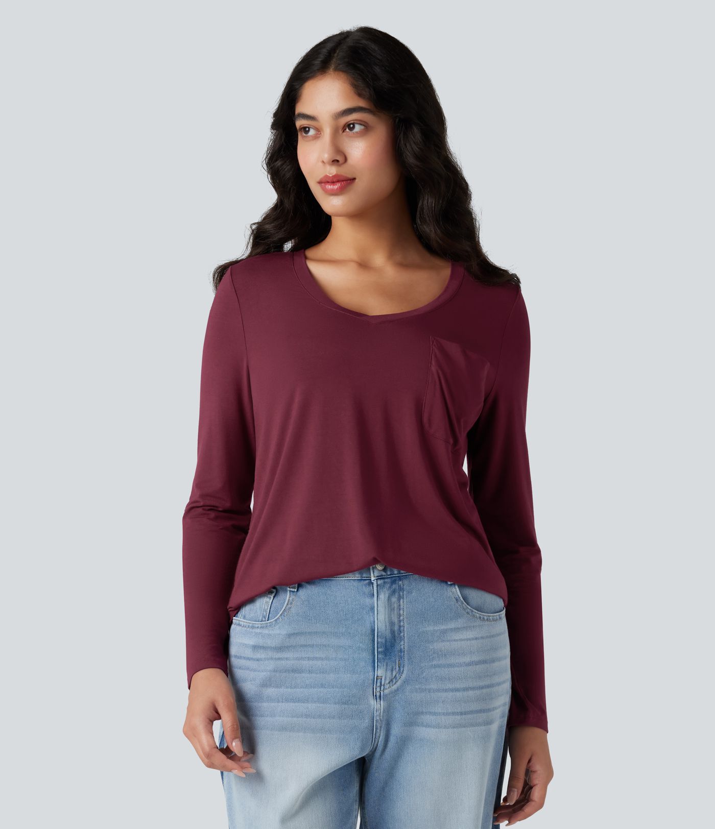 T-shirt col V manches longues ourlet arrondi coupe décontractée avec poche T-shirt col V manches longues ourlet arrondi coupe décontractée avec poche
