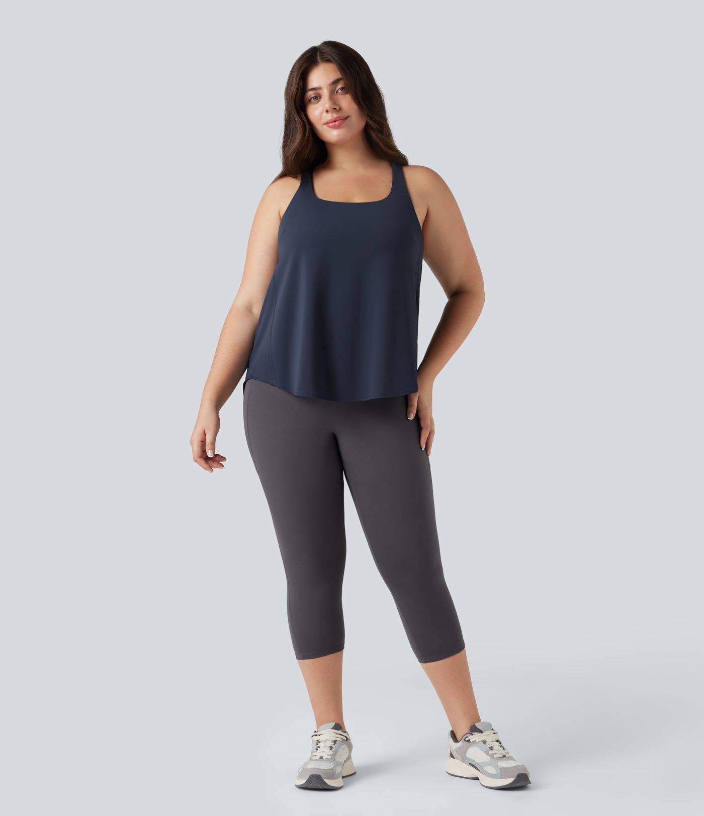 Plus Size Halara UltraSculpt™ Round Neck Curved Hem Running Tank Top