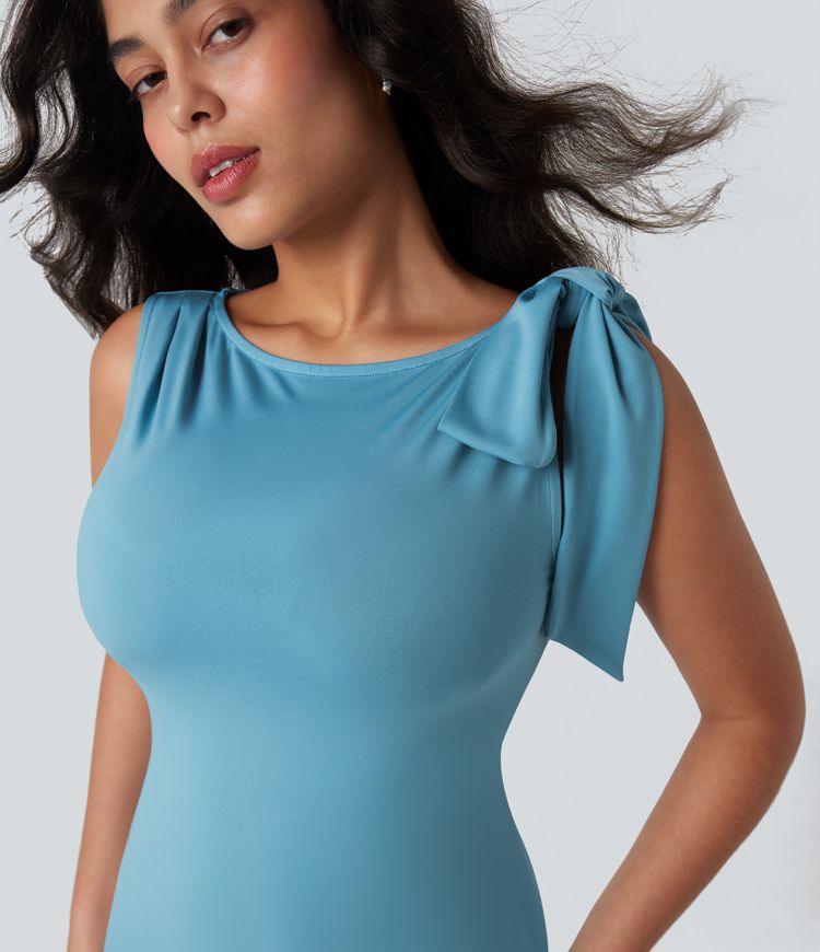 Robe longue satinée col bateau sans manches à ourlet sirène