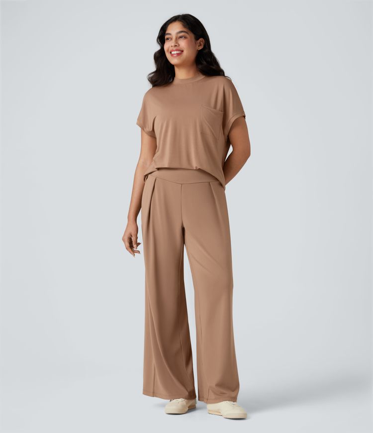 Mock-neck Short Sleeve Relaxed Casual T-Shirt with Pocket