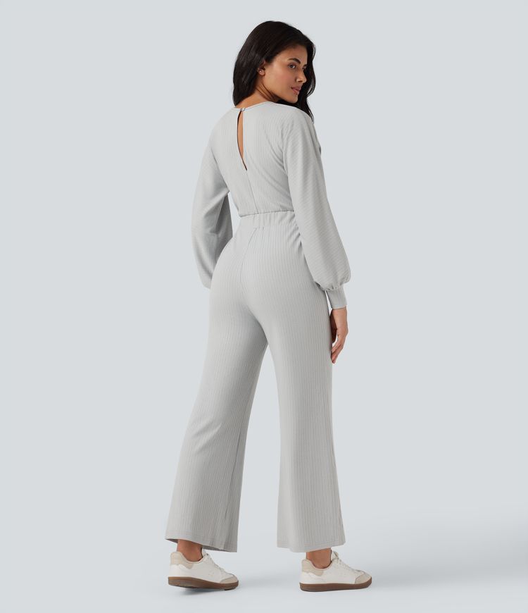 Macacão casual com decote em V, abertura em forma de gota nas costas, mangas compridas e perna larga