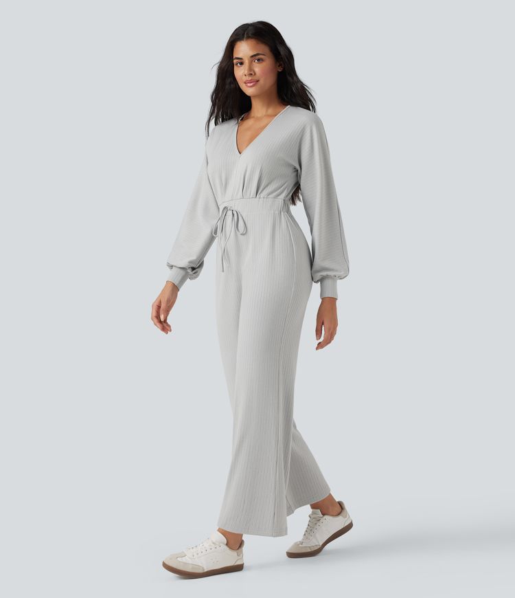 Macacão casual com decote em V, abertura em forma de gota nas costas, mangas compridas e perna larga