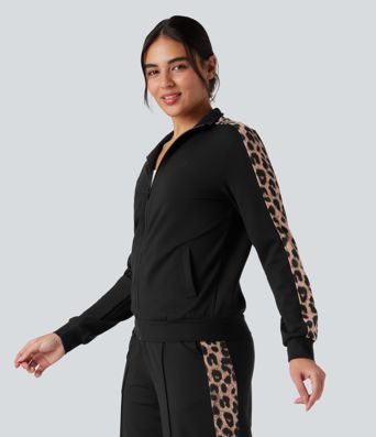 Chaqueta casual con cuello mao, estampado de leopardo en contraste y bolsillos