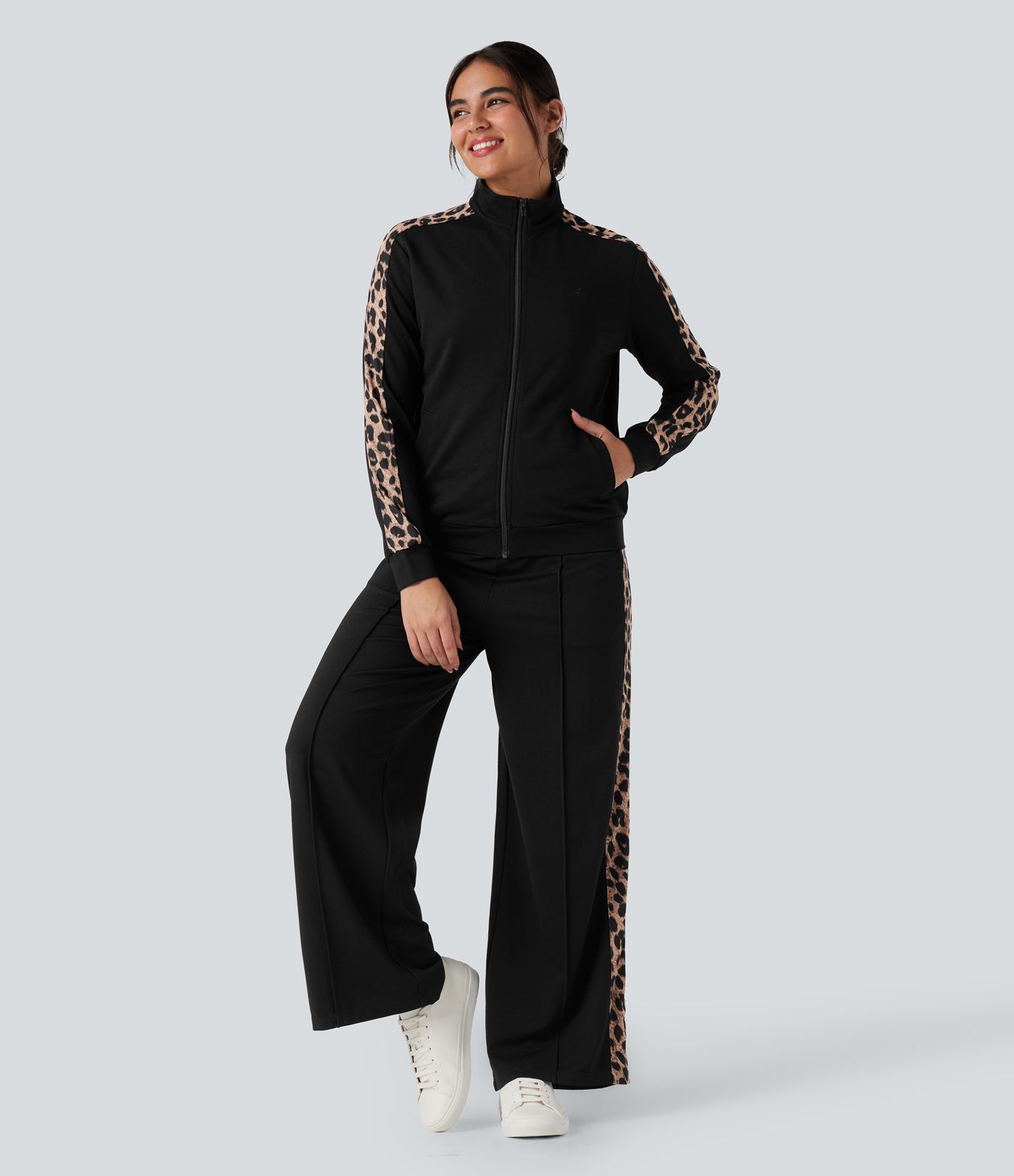 Chaqueta casual con cuello mao, estampado de leopardo en contraste y bolsillos