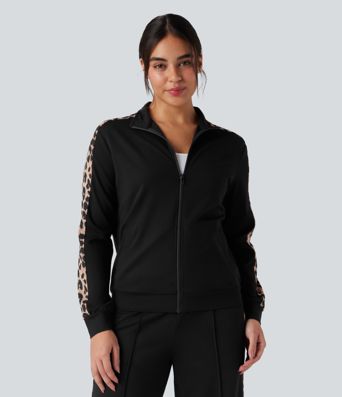 Chaqueta casual con cuello mao, estampado de leopardo en contraste y bolsillos