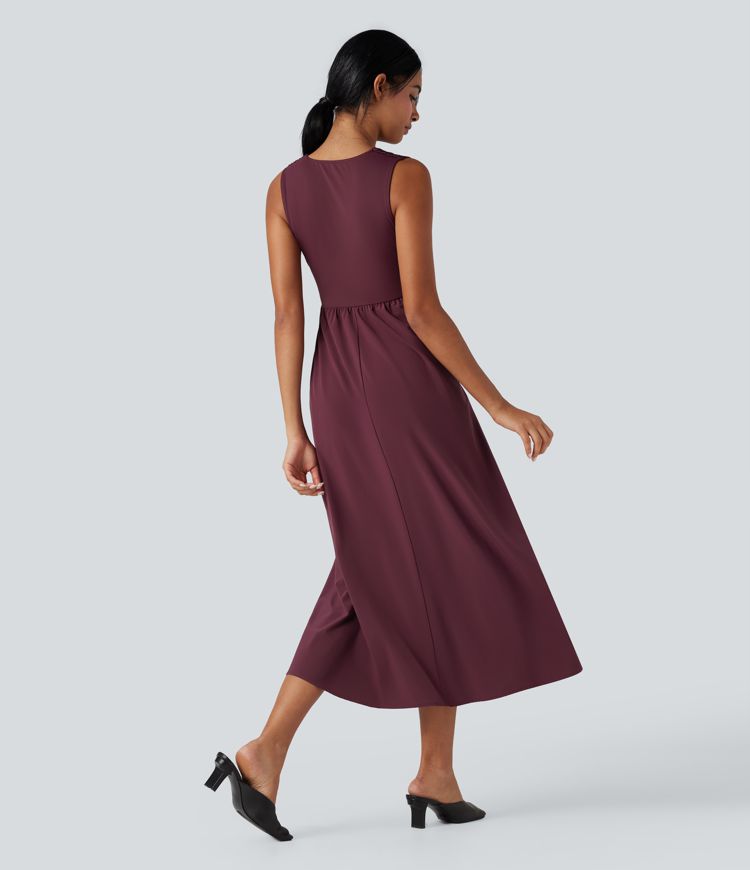 Robe mi-longue fluide décontractée gainante sans manches à décolleté en V profond et séchage rapide avec poches Breezeful™
