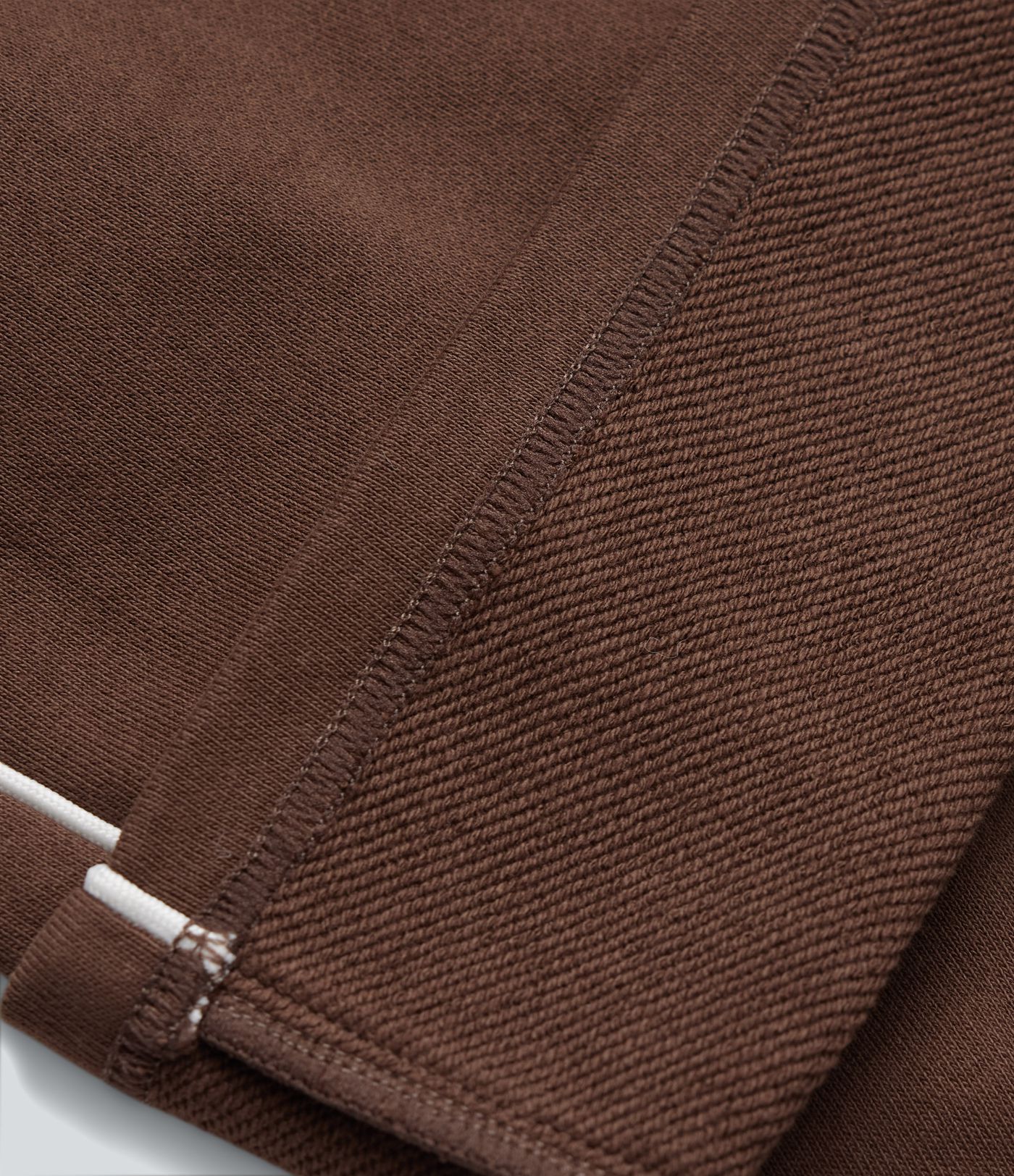 Mid-Rise Baumwollhose mit Kordelzug, geradem Bein, Colorblock und Taschen