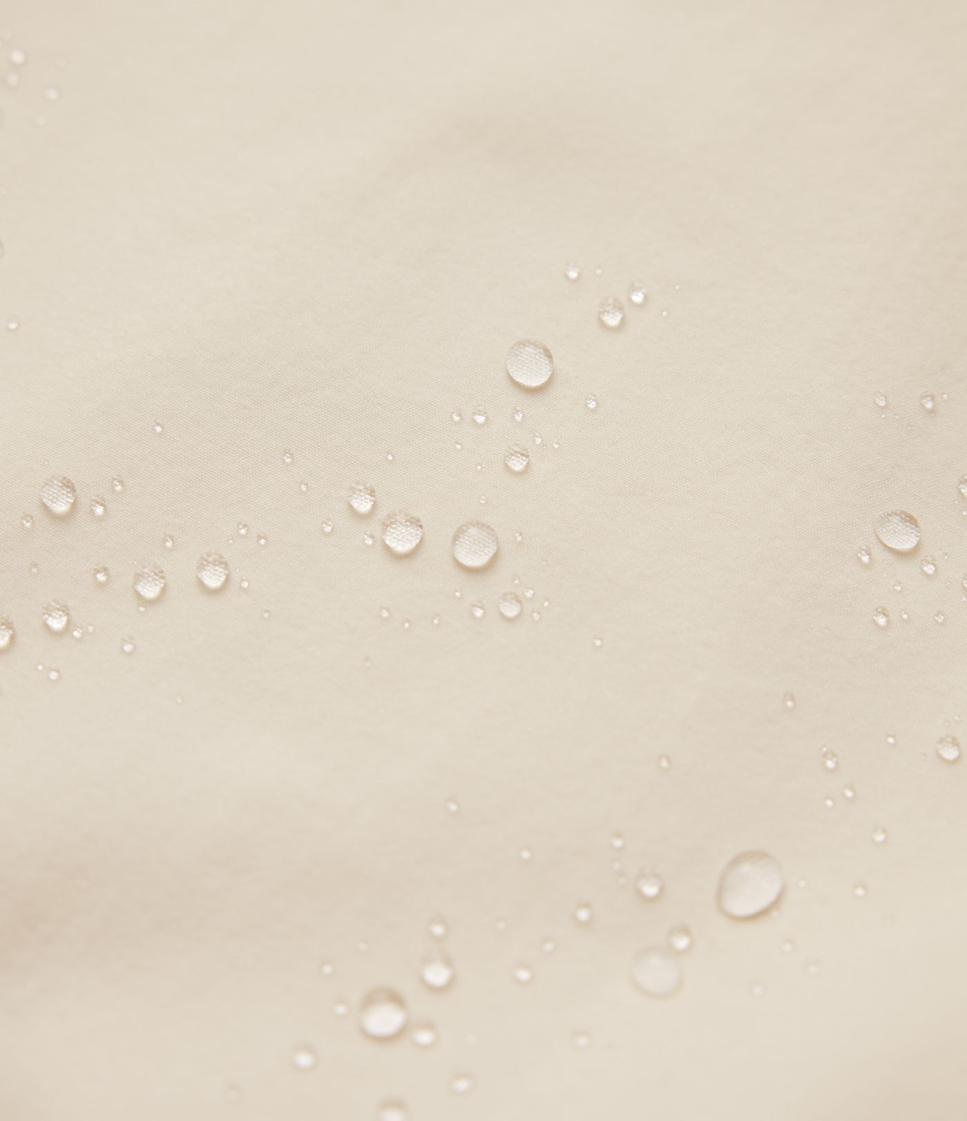 Water Repellent Abrasion-resistant Hooded Contrast Mesh Hiking Jacket with Pockets