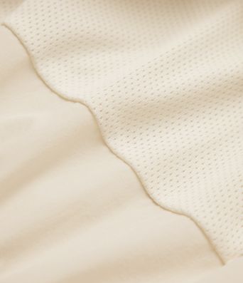 Water Repellent Abrasion-resistant Hooded Contrast Mesh Hiking Jacket with Pockets