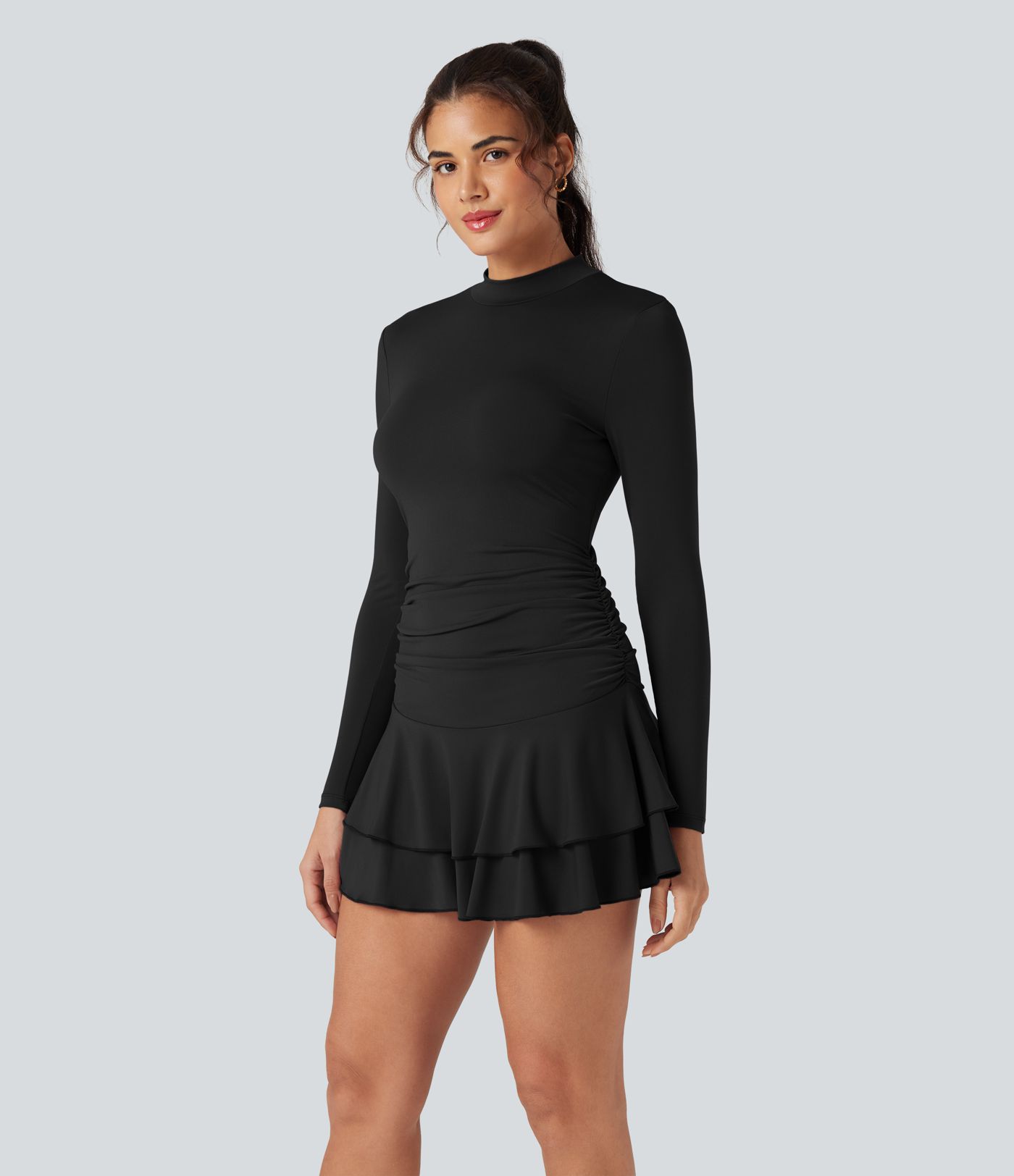 Robe mini décontractée à col montant, manches longues, froncée, à volants et ourlet à étages