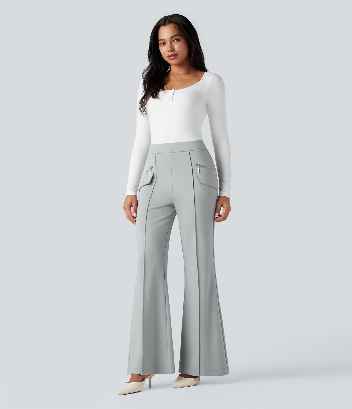 Halara Flex™ Ausgestellte Arbeits-Hose mit hohem Bund und Seitentaschen